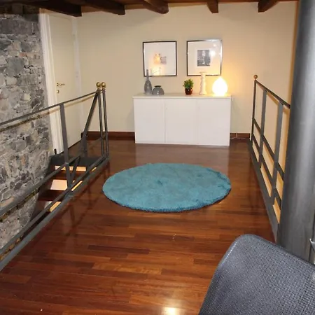 Swallow Roost - By Myhomeincomo Apartment