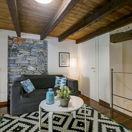 Swallow Roost Apartman